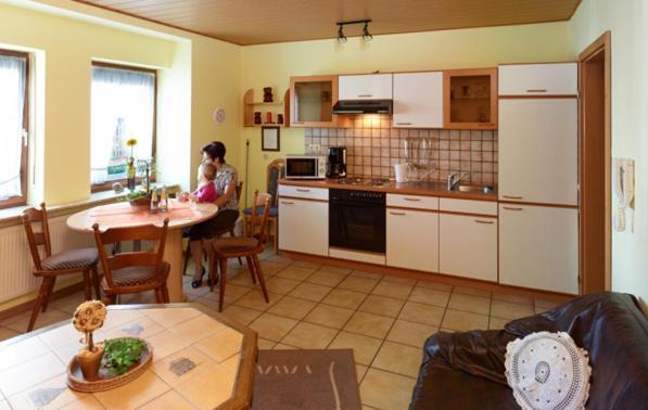 Landgasthof Zum Siebenbachtal Strotzbusch Ngoại thất bức ảnh