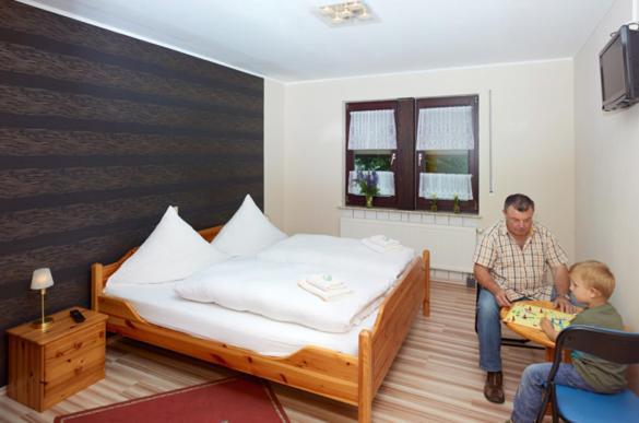 Landgasthof Zum Siebenbachtal Strotzbusch Ngoại thất bức ảnh